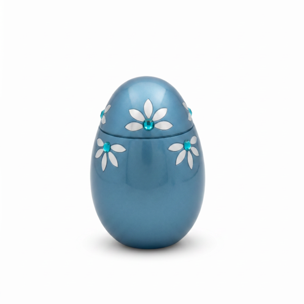 Urna Azur ovalada en azul turquesa con flores blancas pintadas y detalles en relieve
